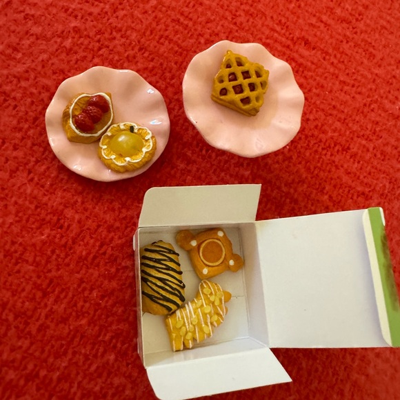 Re-ment Japan Pastry Plate and Box set - Picture 2 of 2